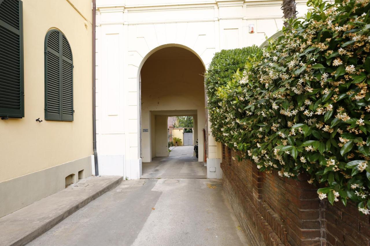 Lungarno Buozzi 7 Apartments Pisa Exterior photo